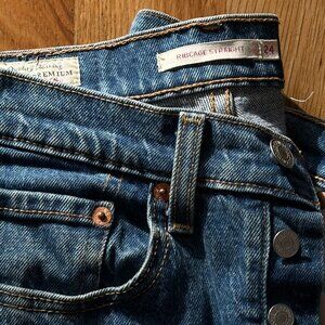 Levi's Ribcage Ankle - Dark Wash $68
